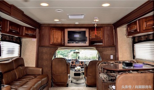 See what RVs domestic and foreign celebrities drive
