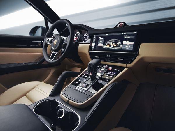 The first 2018 Porsche Cayenne in China was unveiled, and netizens: Zotye's tape measure department is busy