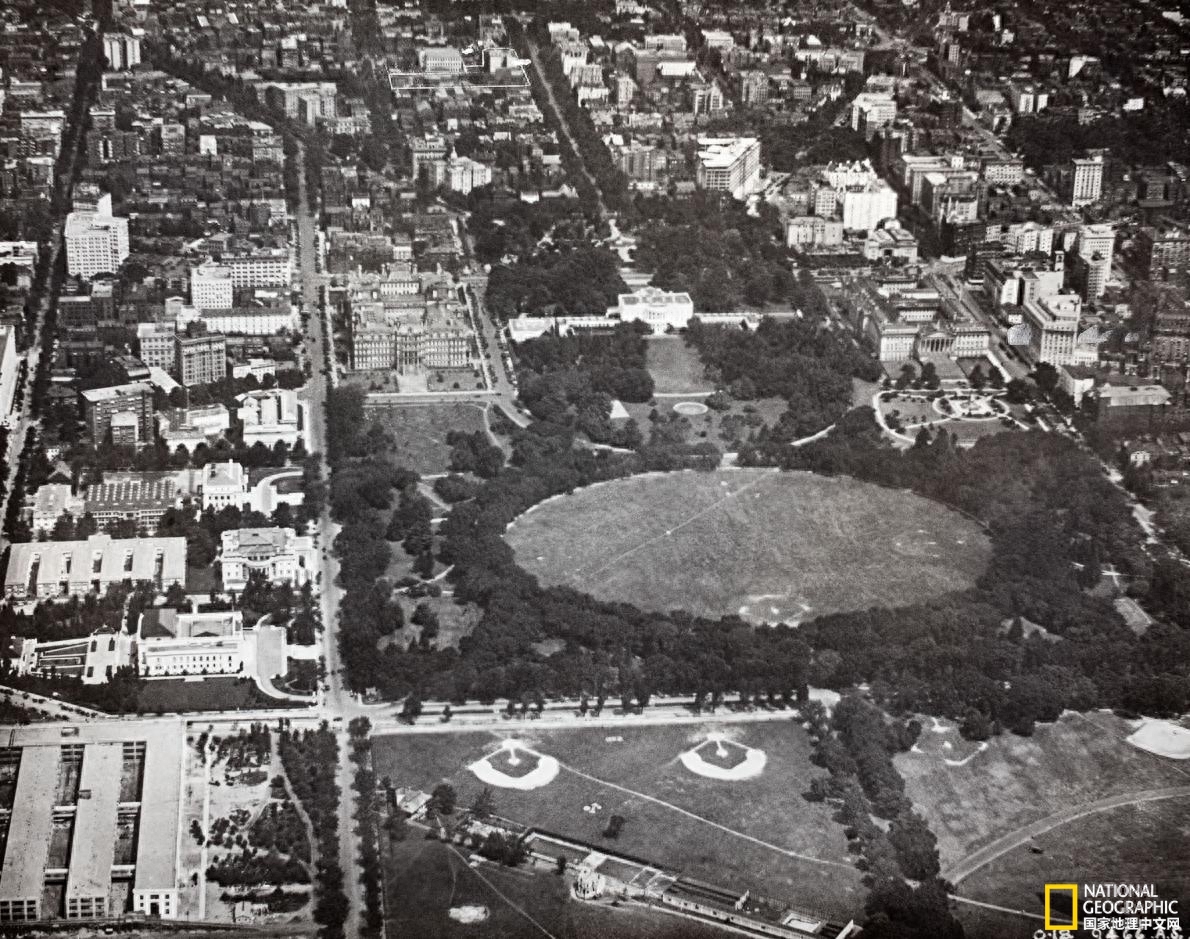 Old National Geographic photos: Learn about baseball.